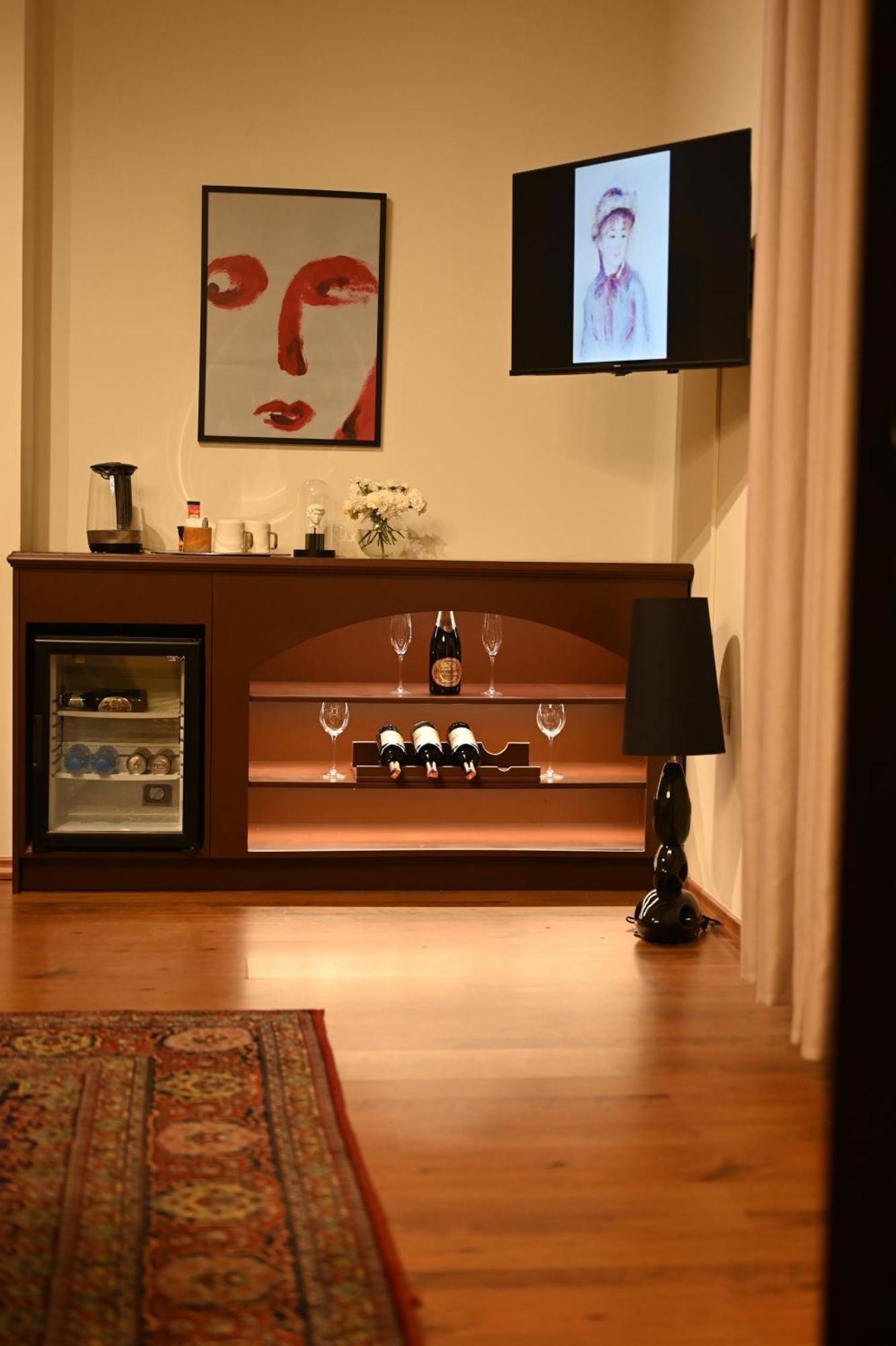 Niche Boutique Hotel تيرانا المظهر الخارجي الصورة